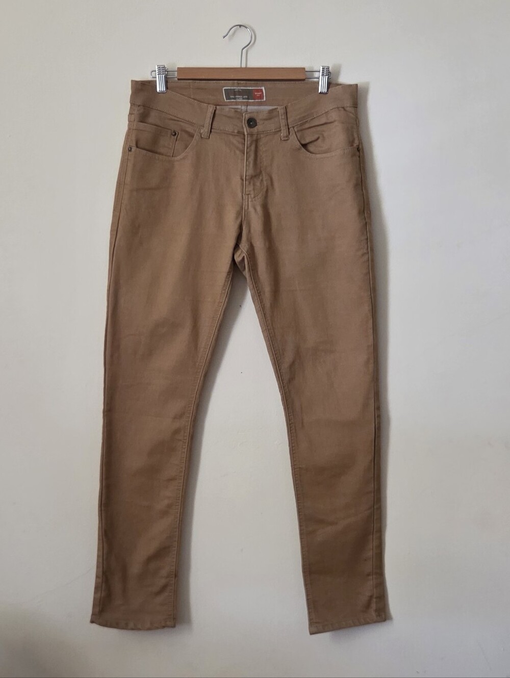 Weatherproof Slim Men’s Jeans in Camel Brown